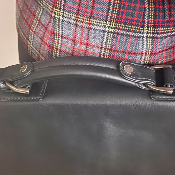 Kenneth Cole Reaction Genuine Leather Laptop Briefcase Messenger Bag Model 52965 - Picture 6 of 7